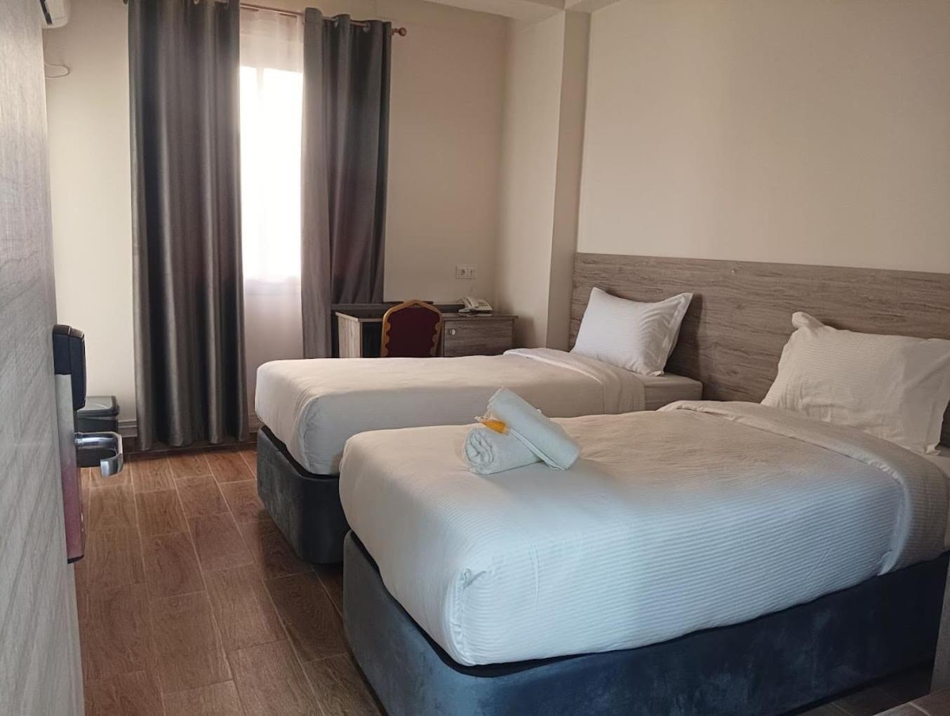 Nour Echames Hotel - Cheraga Buitenkant foto